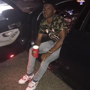 Meet your Posher, Russell